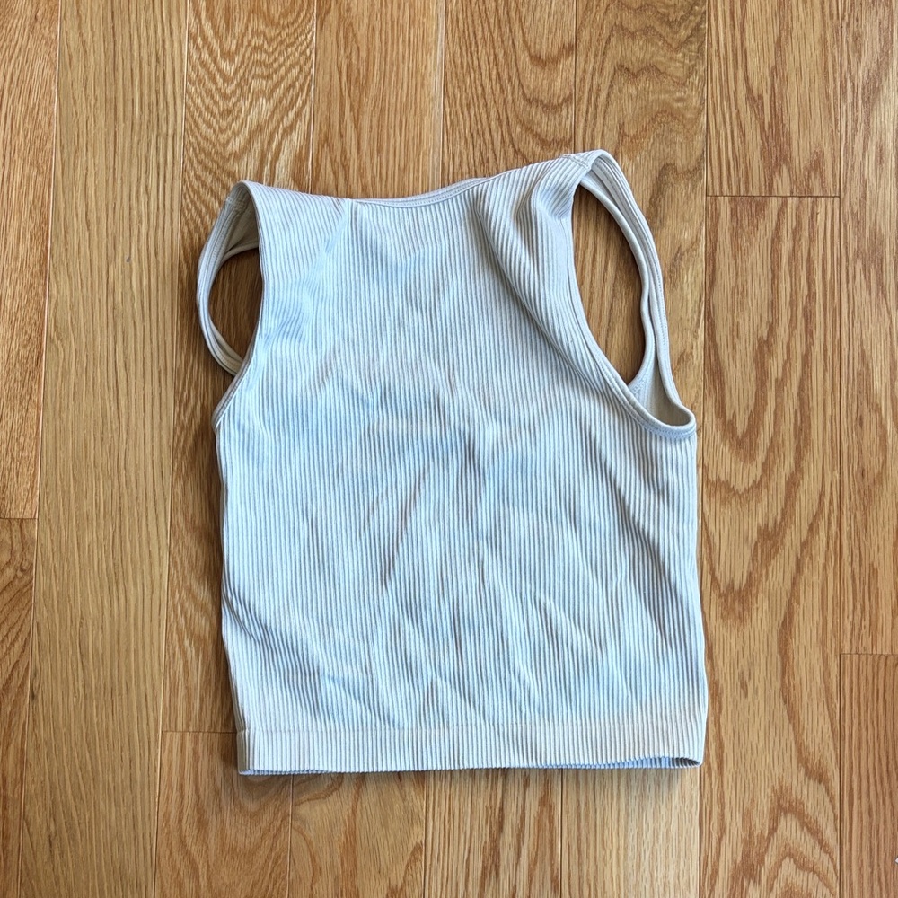 Classic White Ribbed Tank Top - Picture 3 of 3